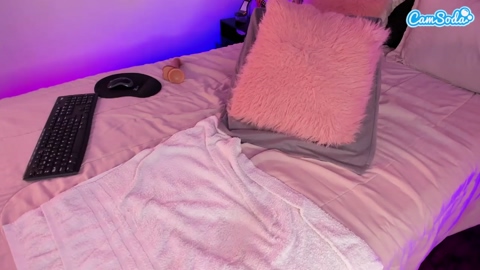 laauura CamSoda 11-03-2023